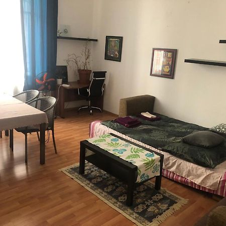 Ferienwohnung Kriszti Budapest Exterior foto