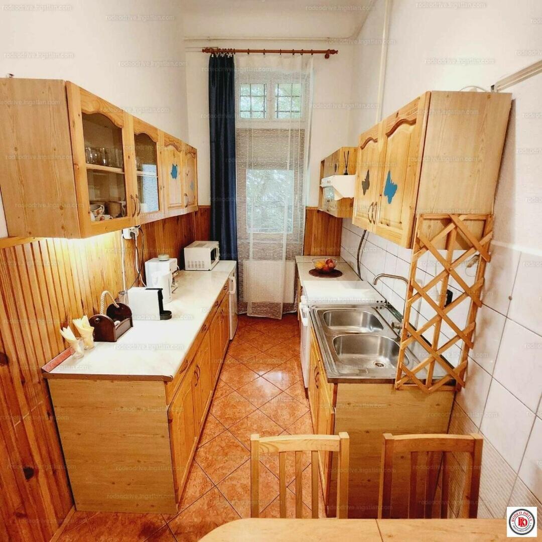 Ferienwohnung Kriszti Budapest Exterior foto